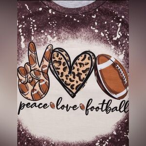 SHEIN Heart And Slogan Graphic Tee